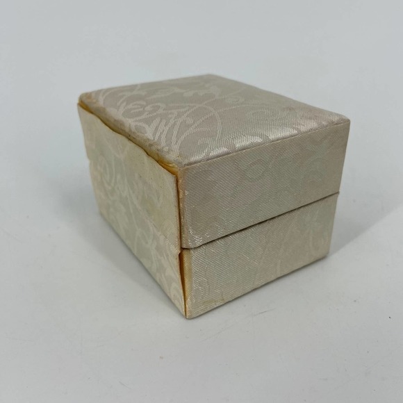 Collectible Glass Miniature Nurse Hat Figurine By About Face Design 2005 - Picture 10 of 11